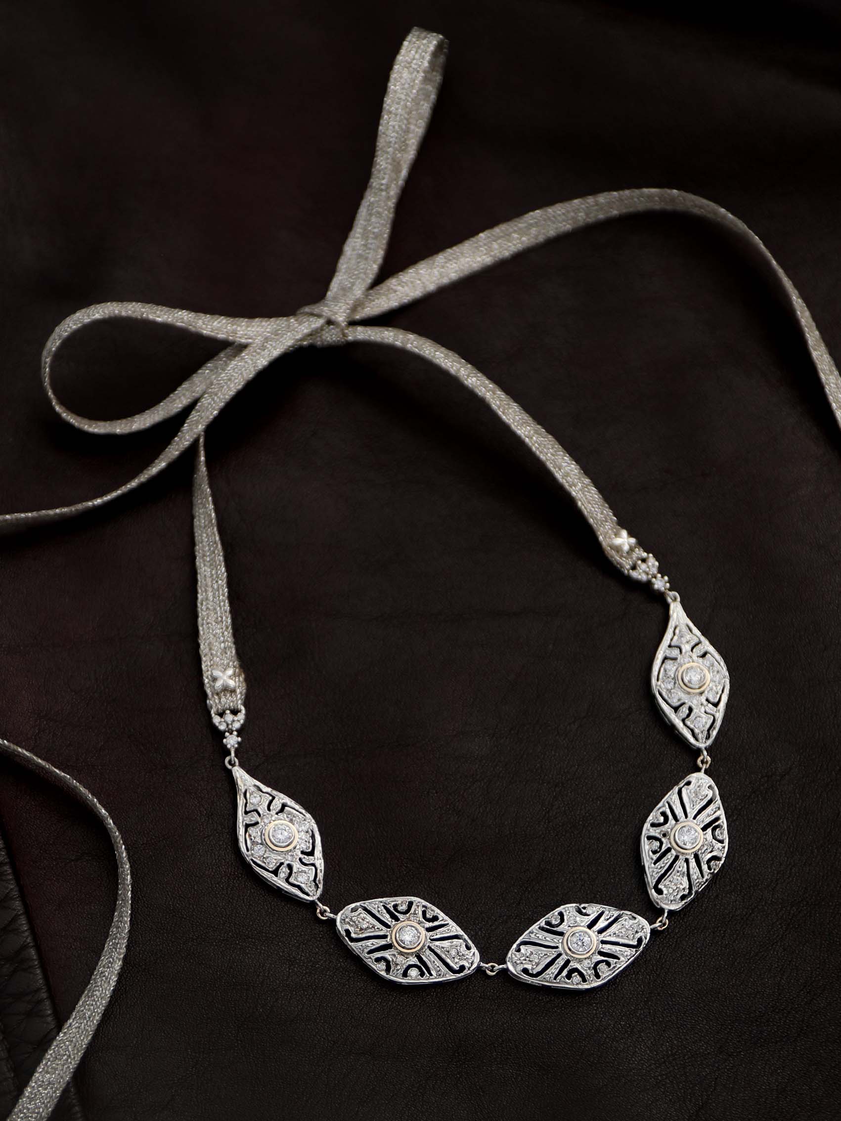 CHOKER ADELA