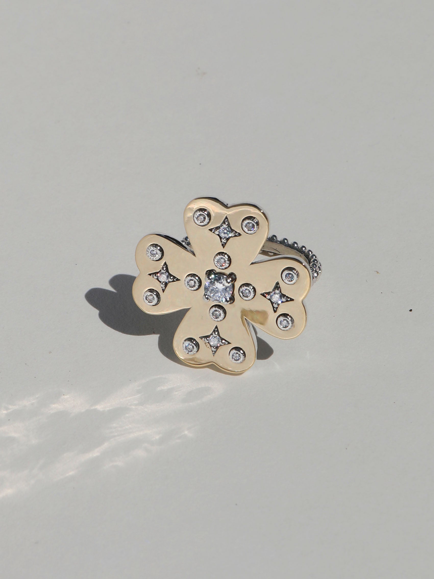 ANILLO TREBOL CECILIA EXCLUSIVO ONLINE
