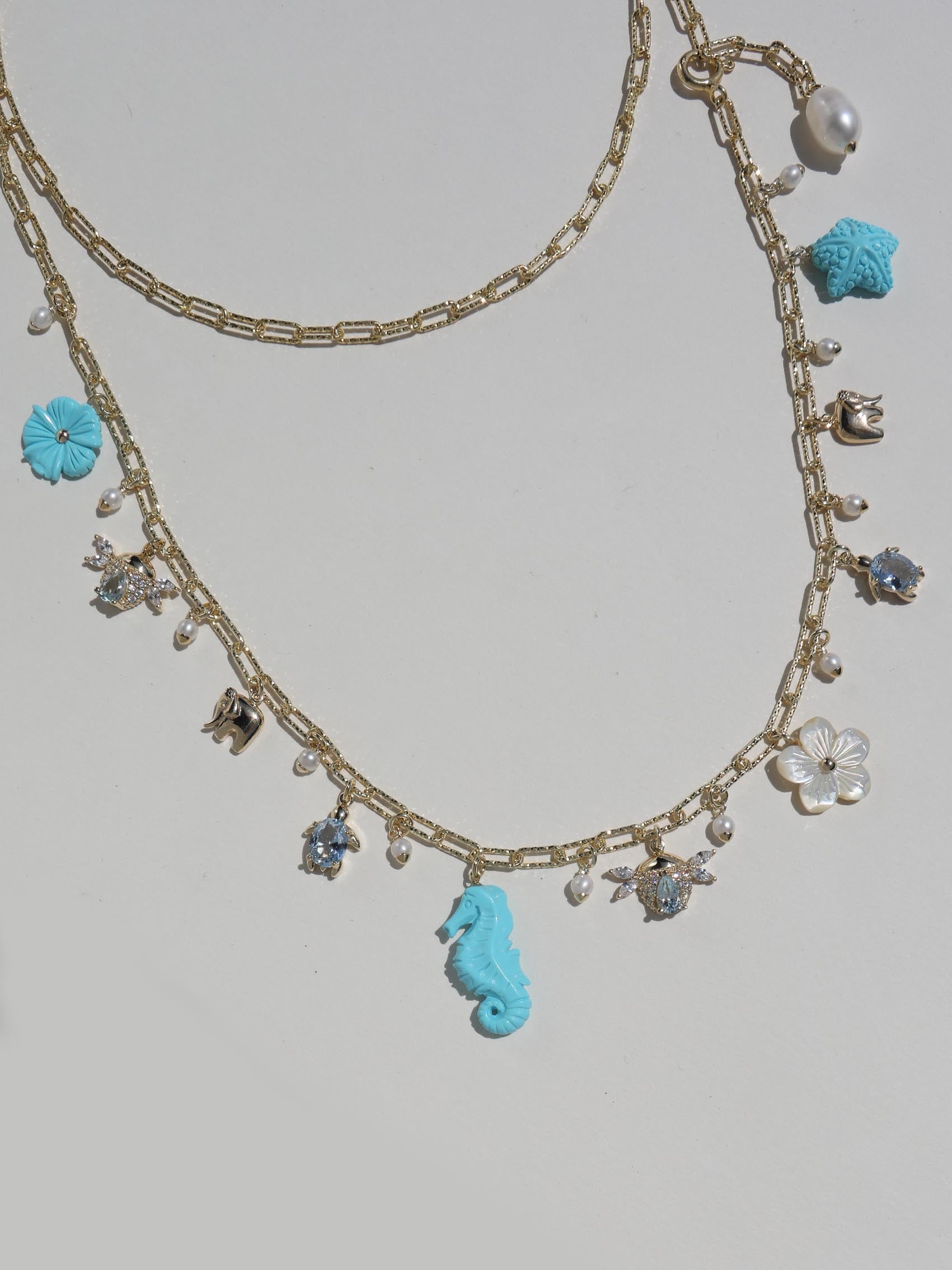COLLAR CINTURON AMULETOS