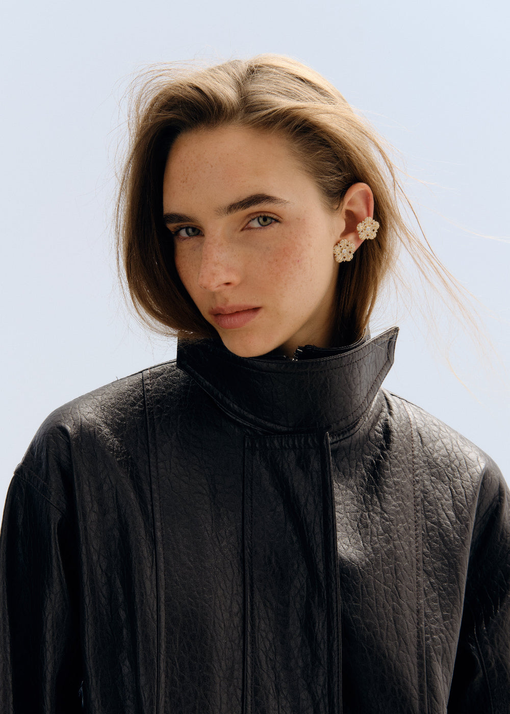 PENDIENTE Y EARCUFF MIMAS