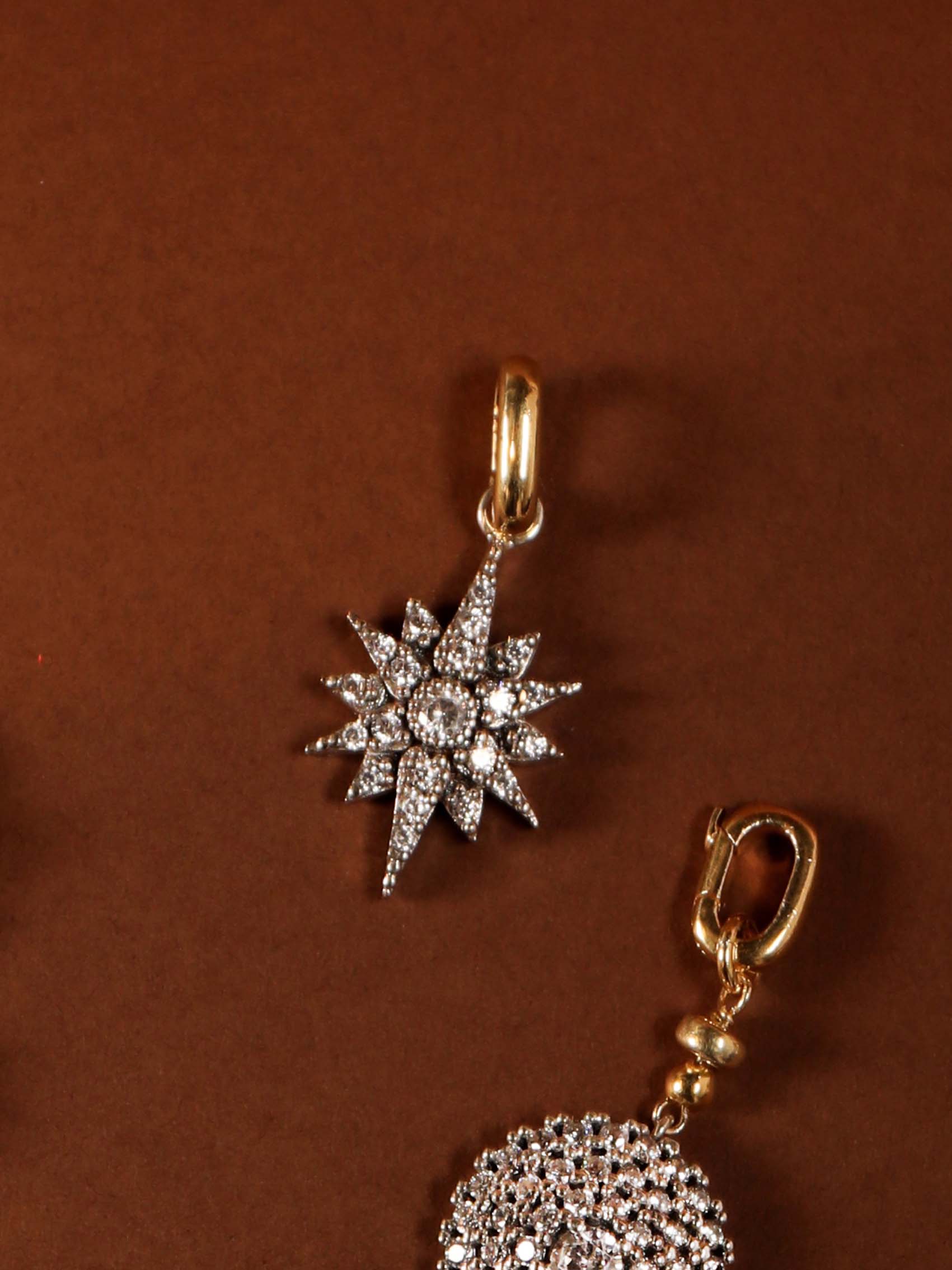 CHARMS ELLIS
