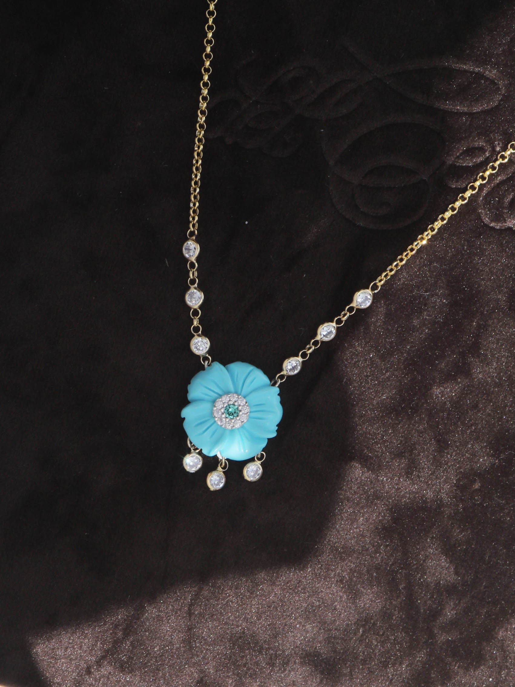 COLLAR ZEFIRO