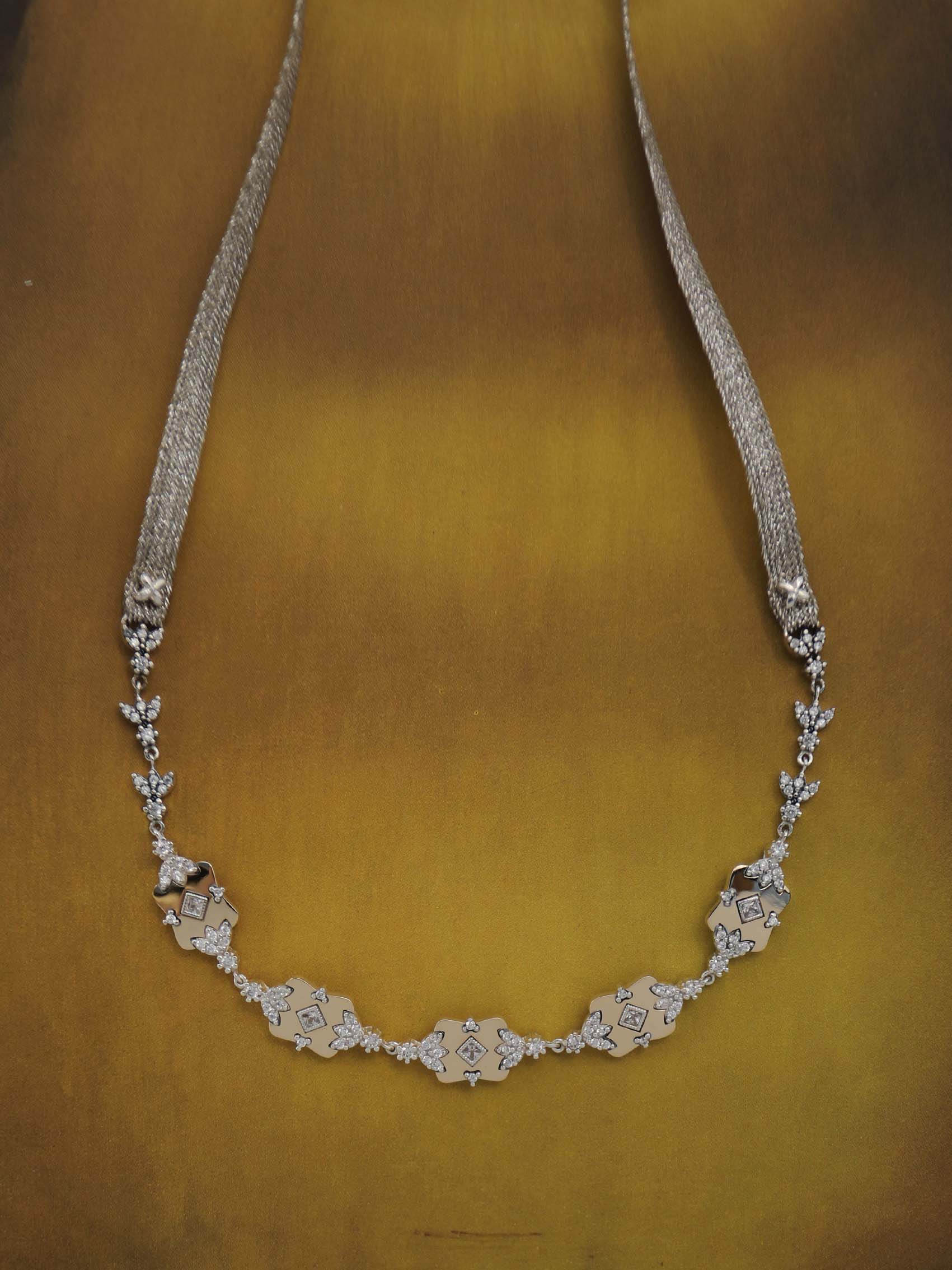 CHOKER BLANCH