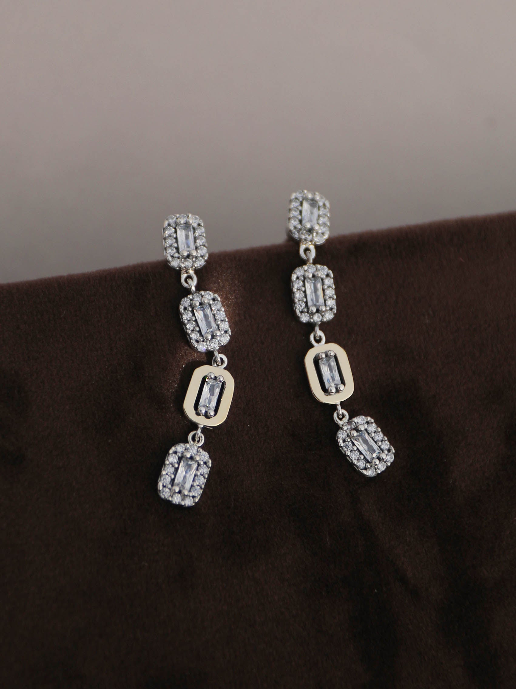 PENDIENTES CÒRSEGA
