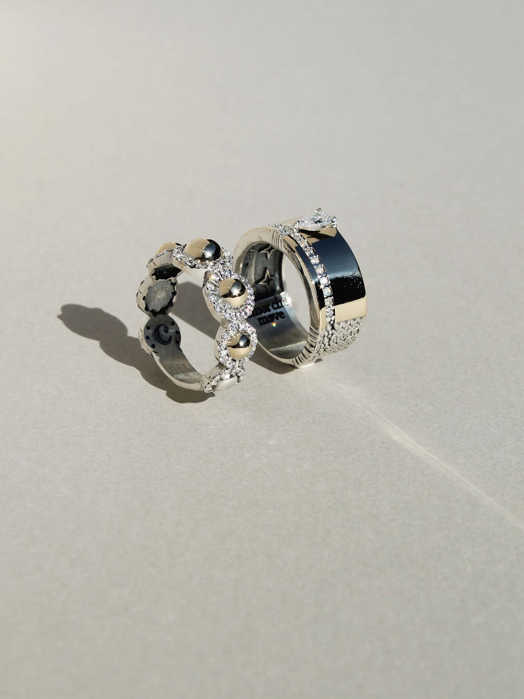 ANILLO LIV
