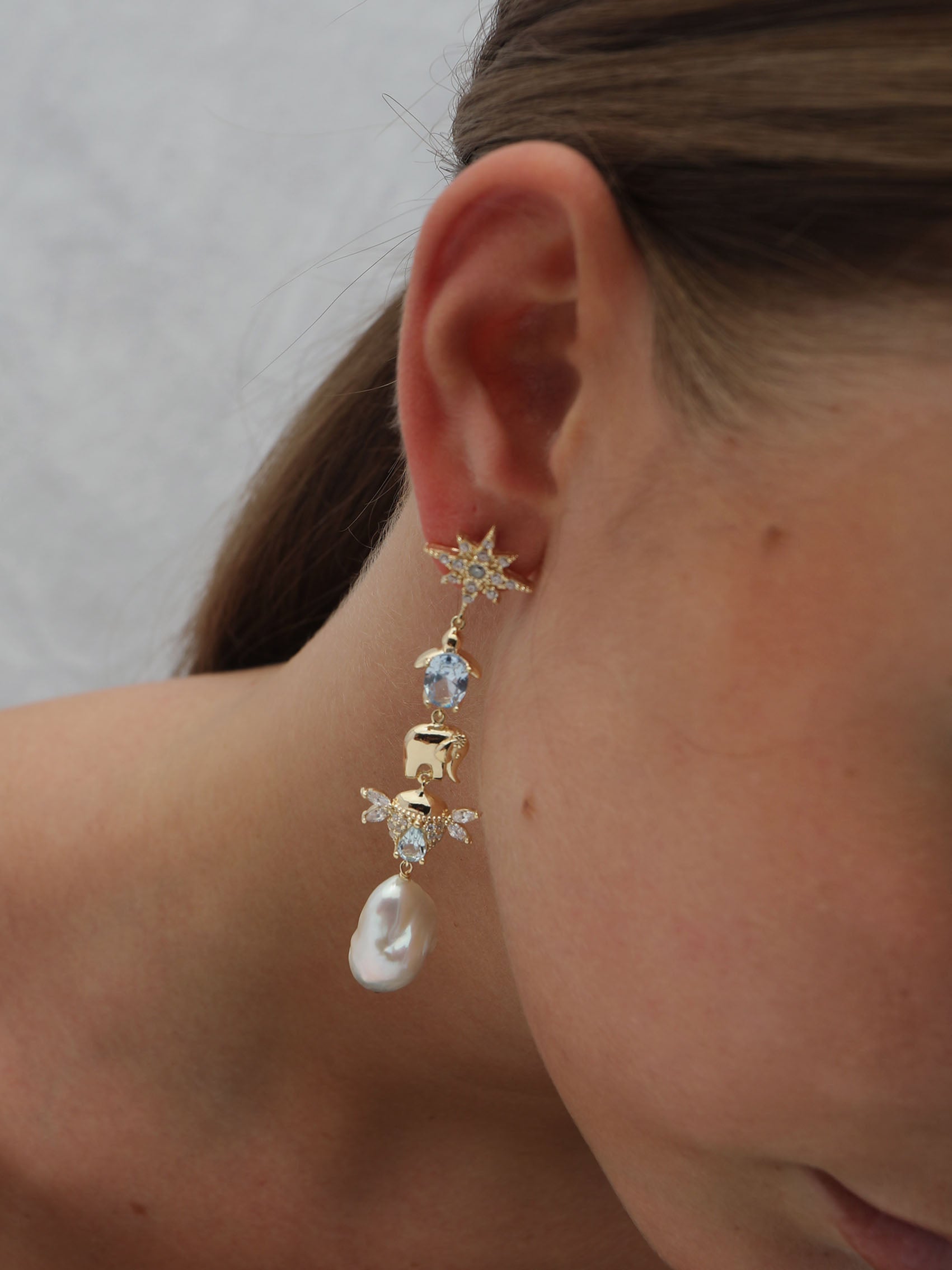PENDIENTES AMULETOS