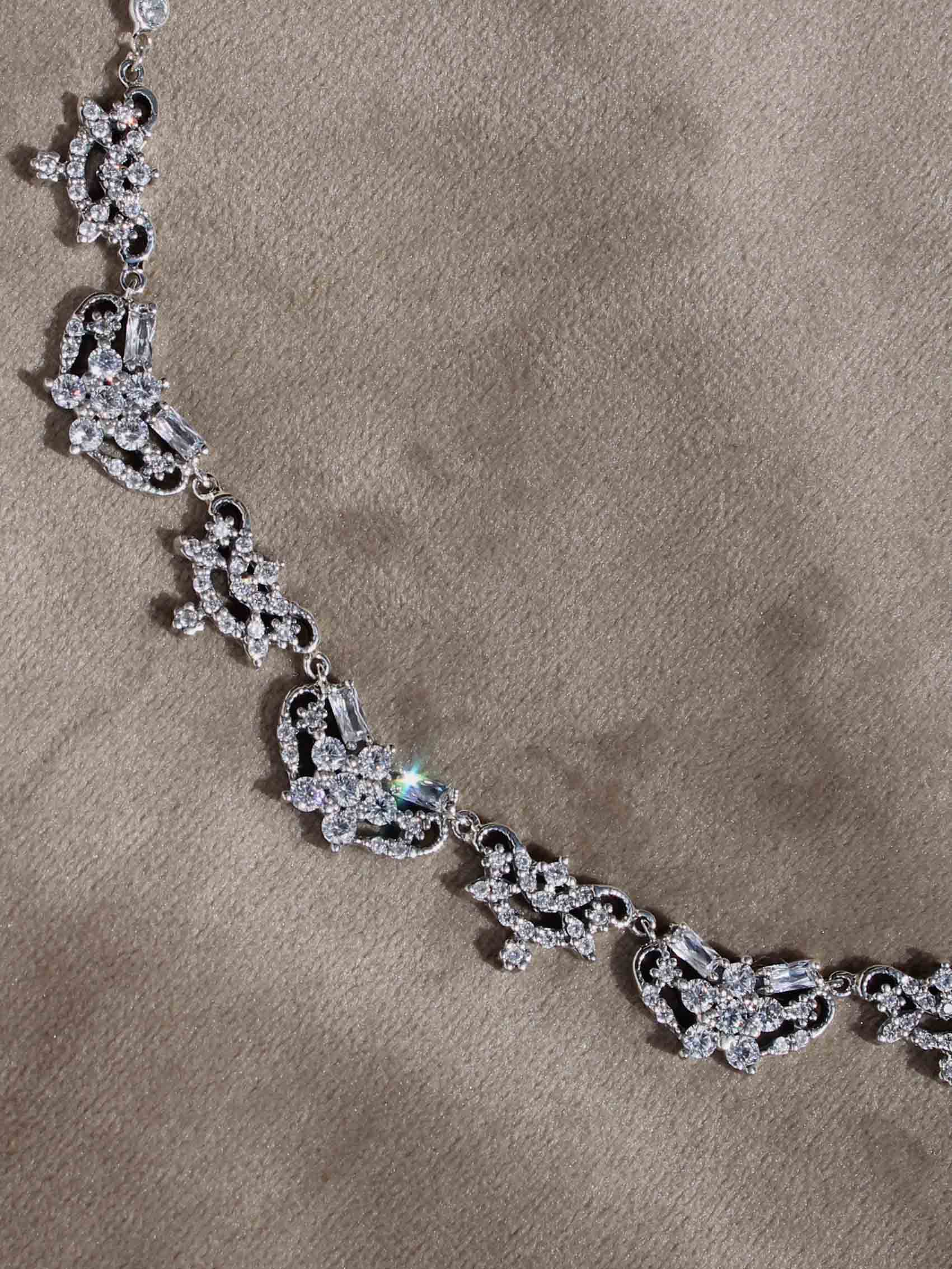 COLLAR MINTA