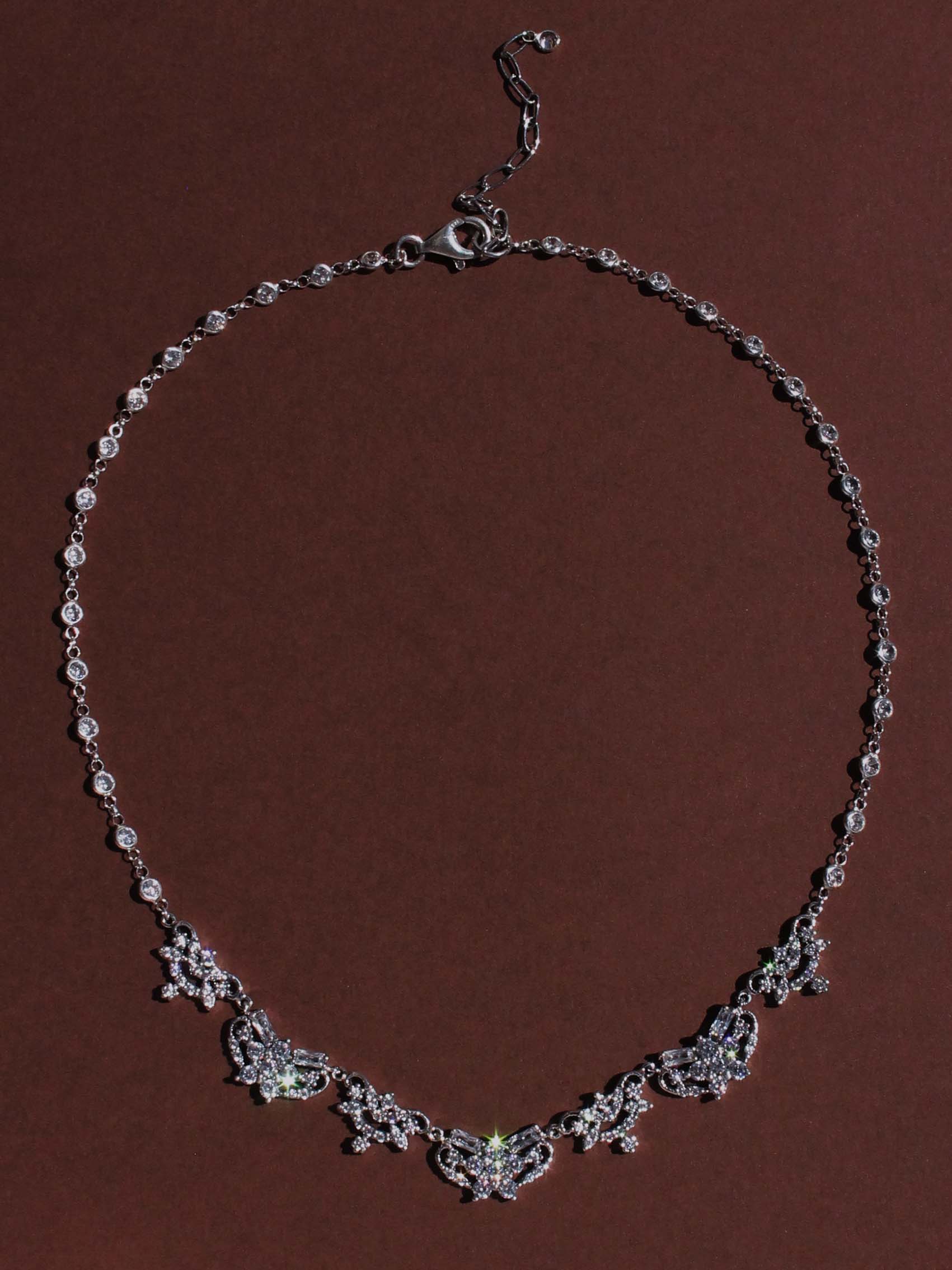 Collar faro minta