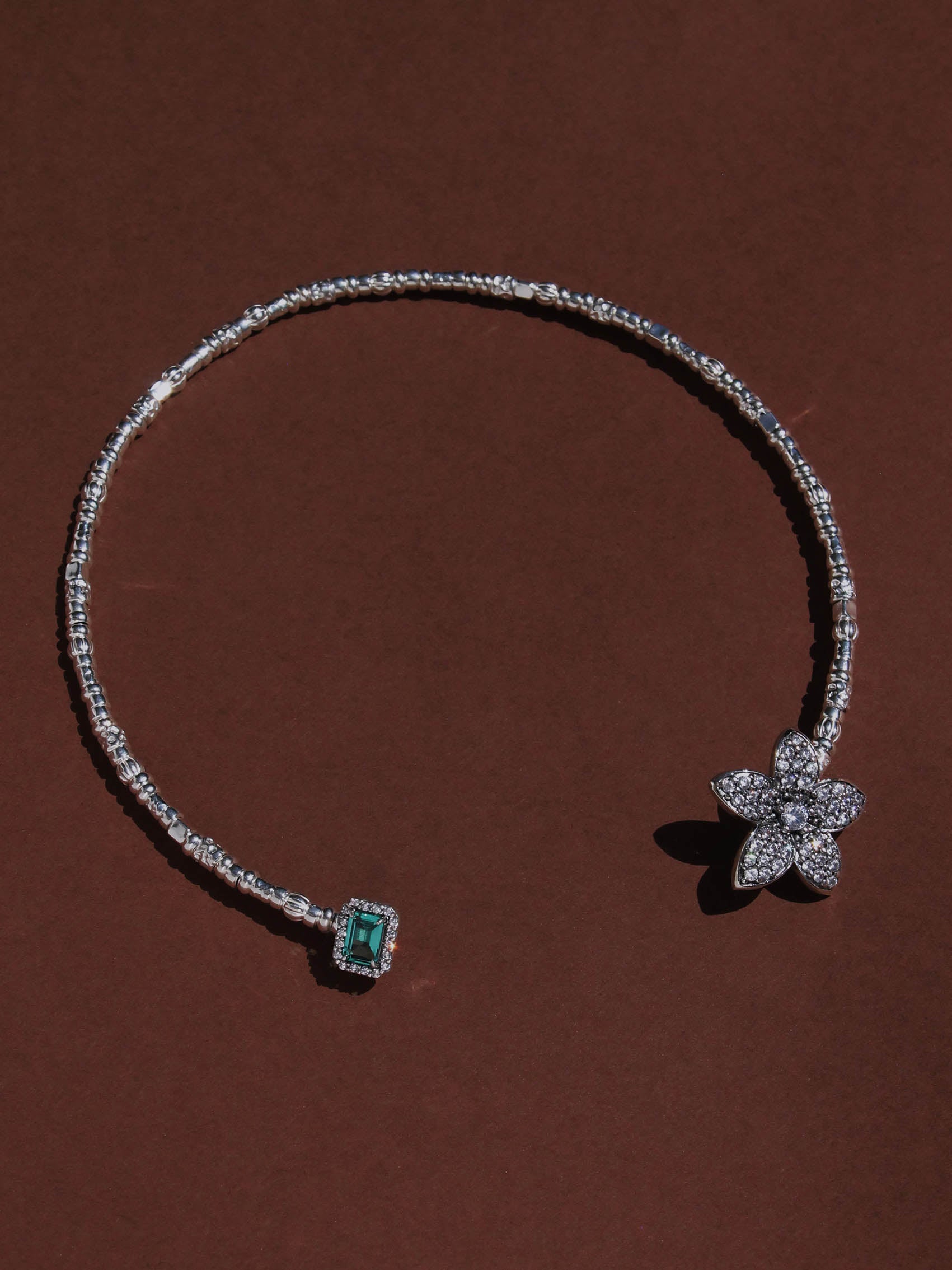 CHOKER BENNU 55