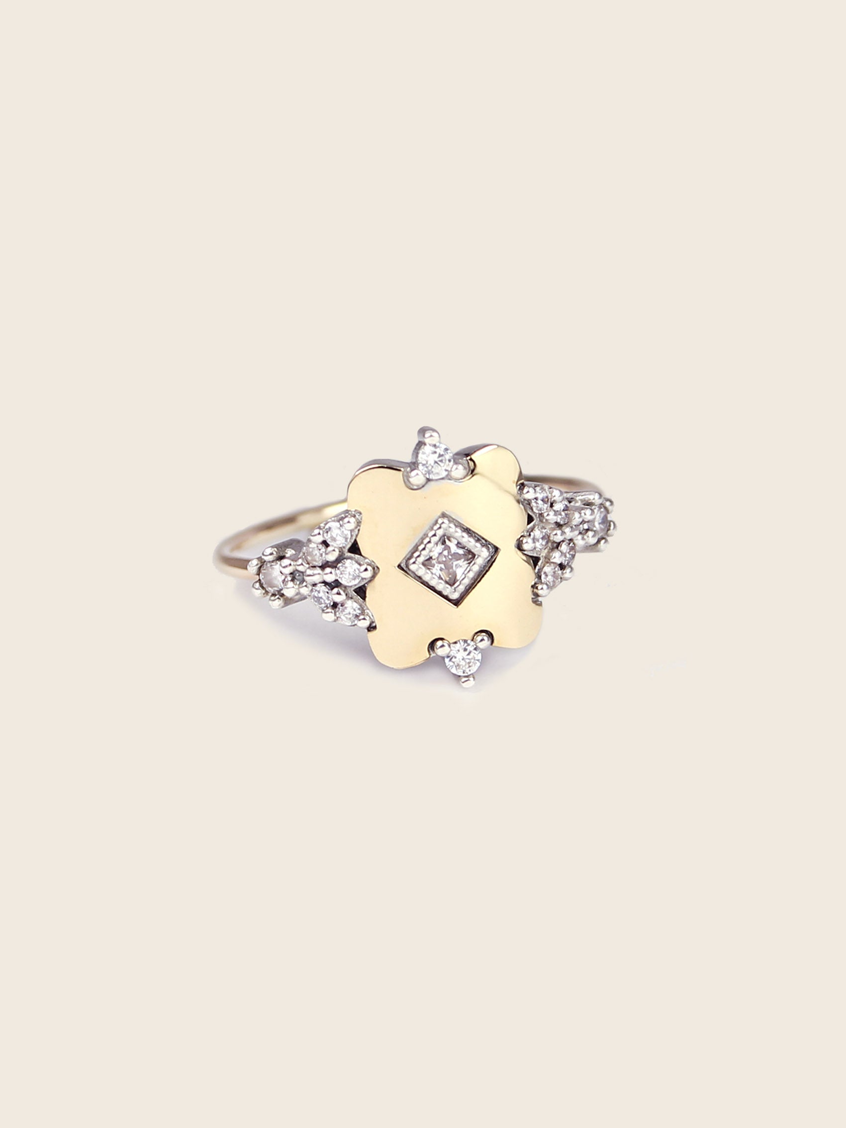 Anillo faro rose