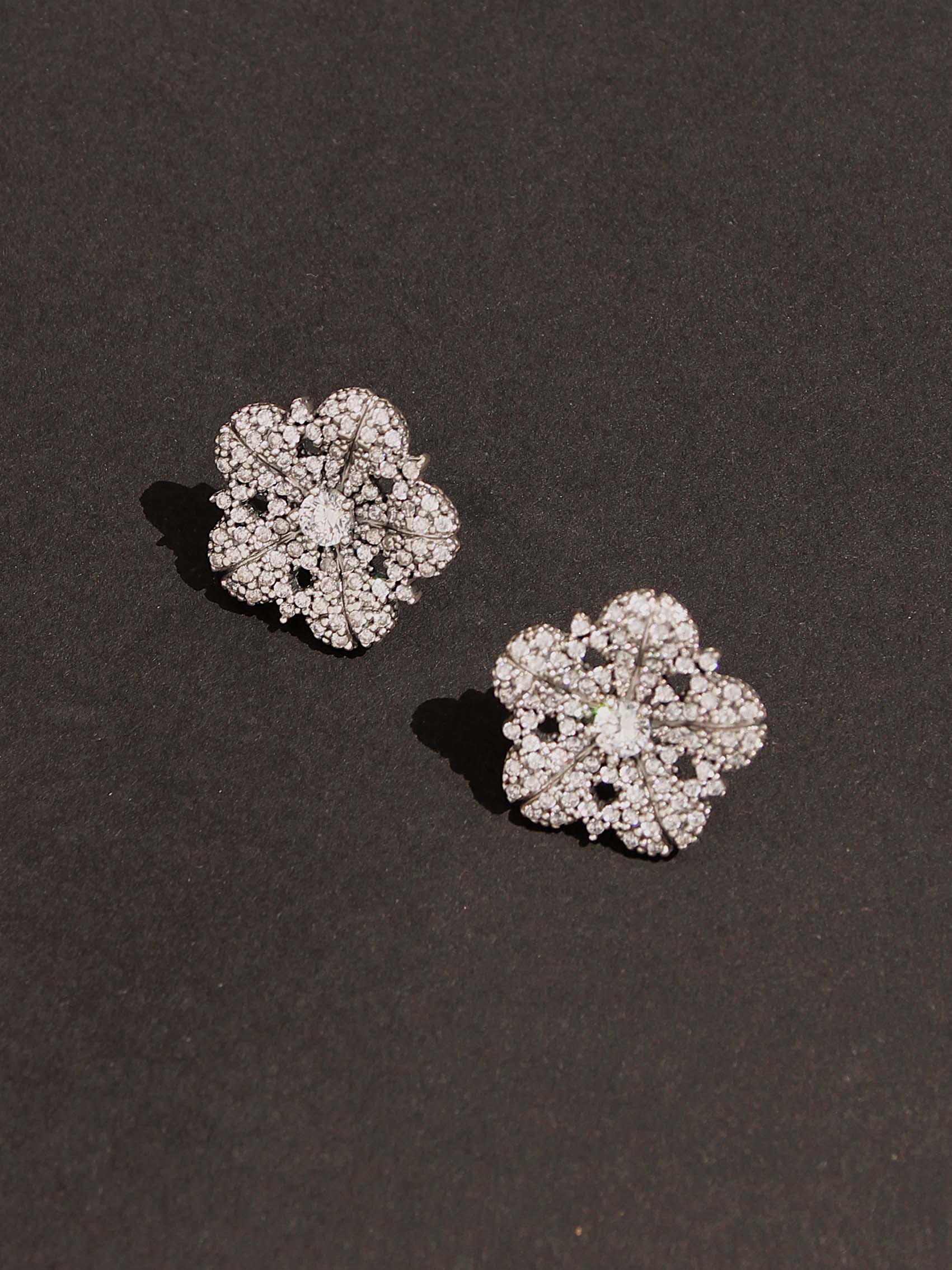 PENDIENTES MIMAS 28