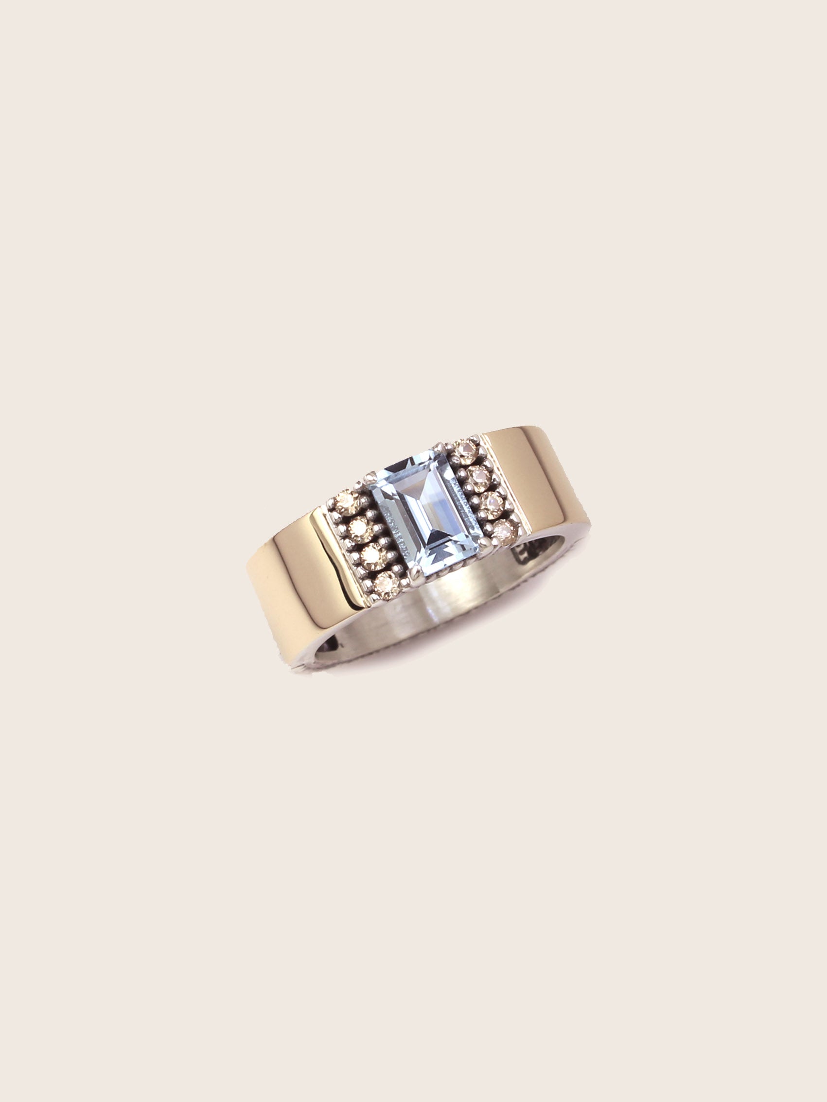 Anillo JOVIAN 13