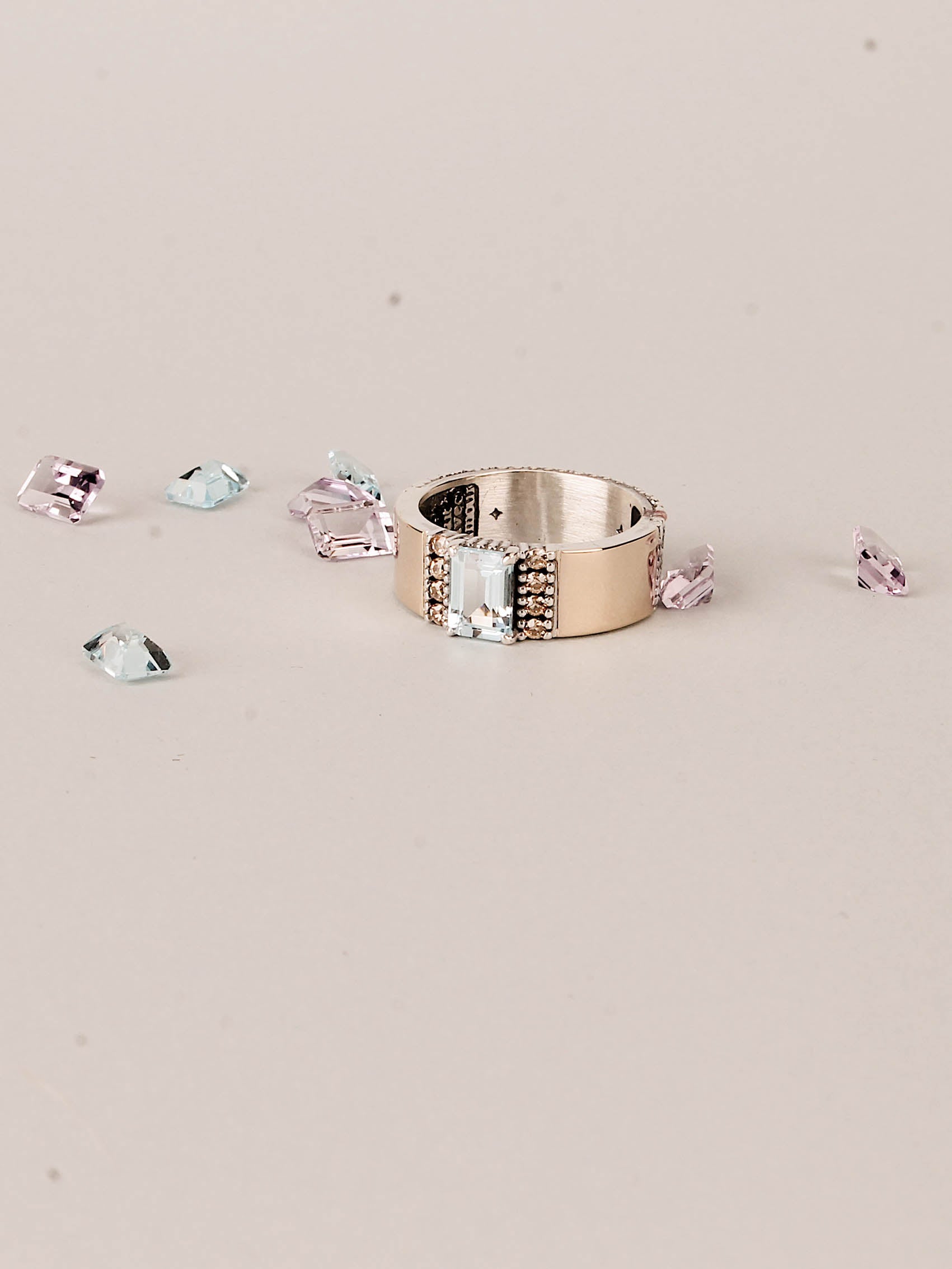 Anillo JOVIAN 13
